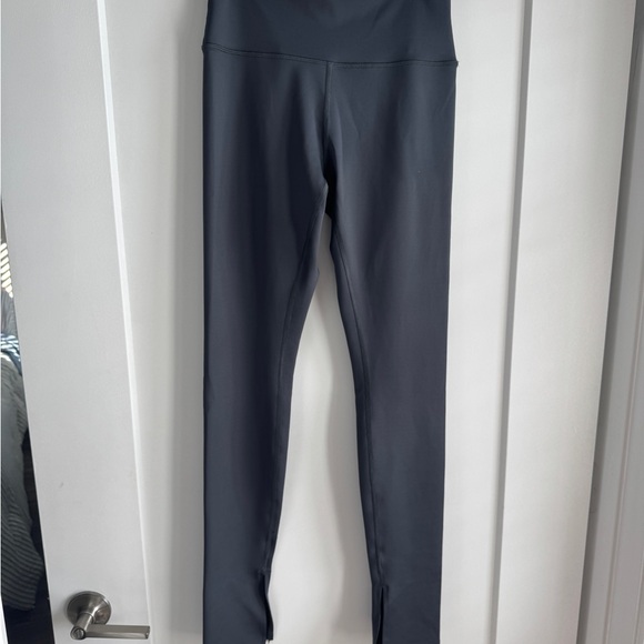 ALO Yoga Pants - ALO Yoga Black Leggings